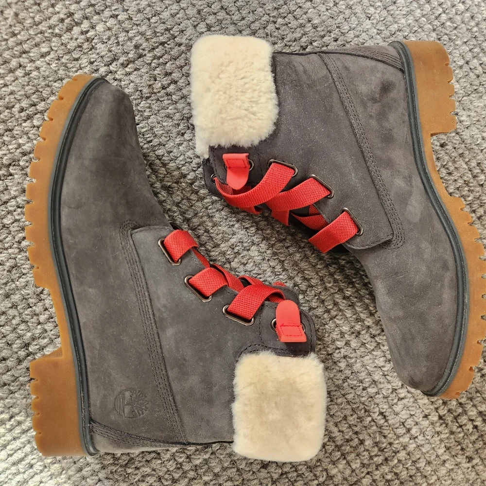 Timberland Women's Jayne Grey Nubuck Boots, Size 9